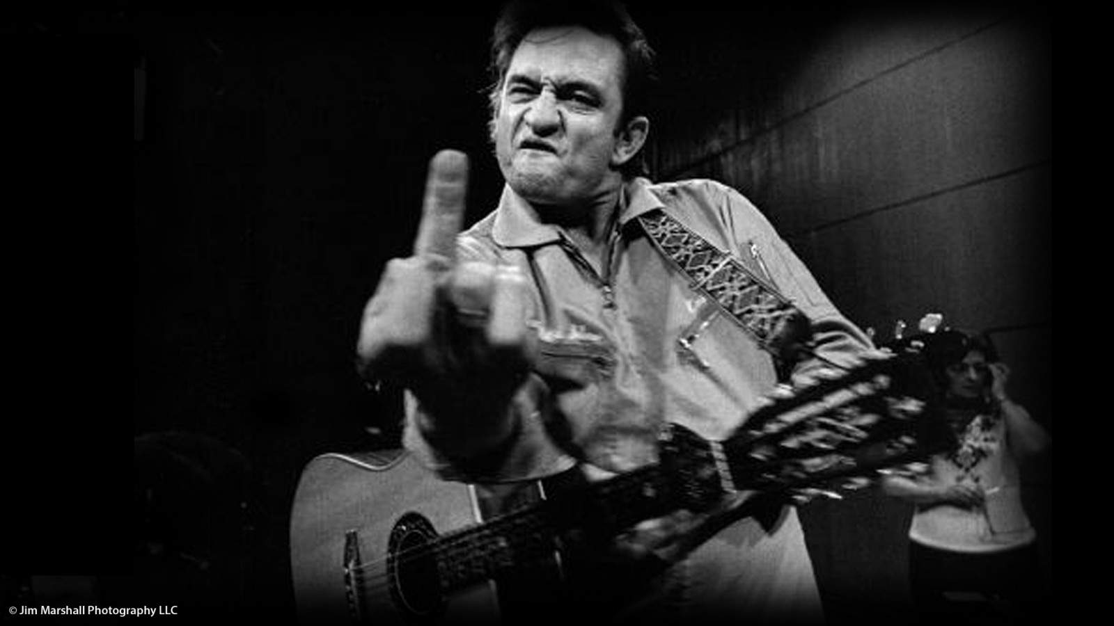 Johnny Cash flips the bird