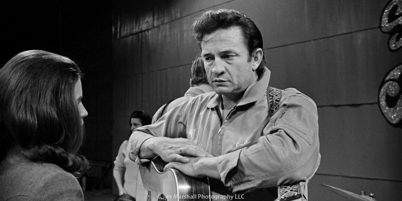 Johnny Cash talking to June at San Quentin Prison